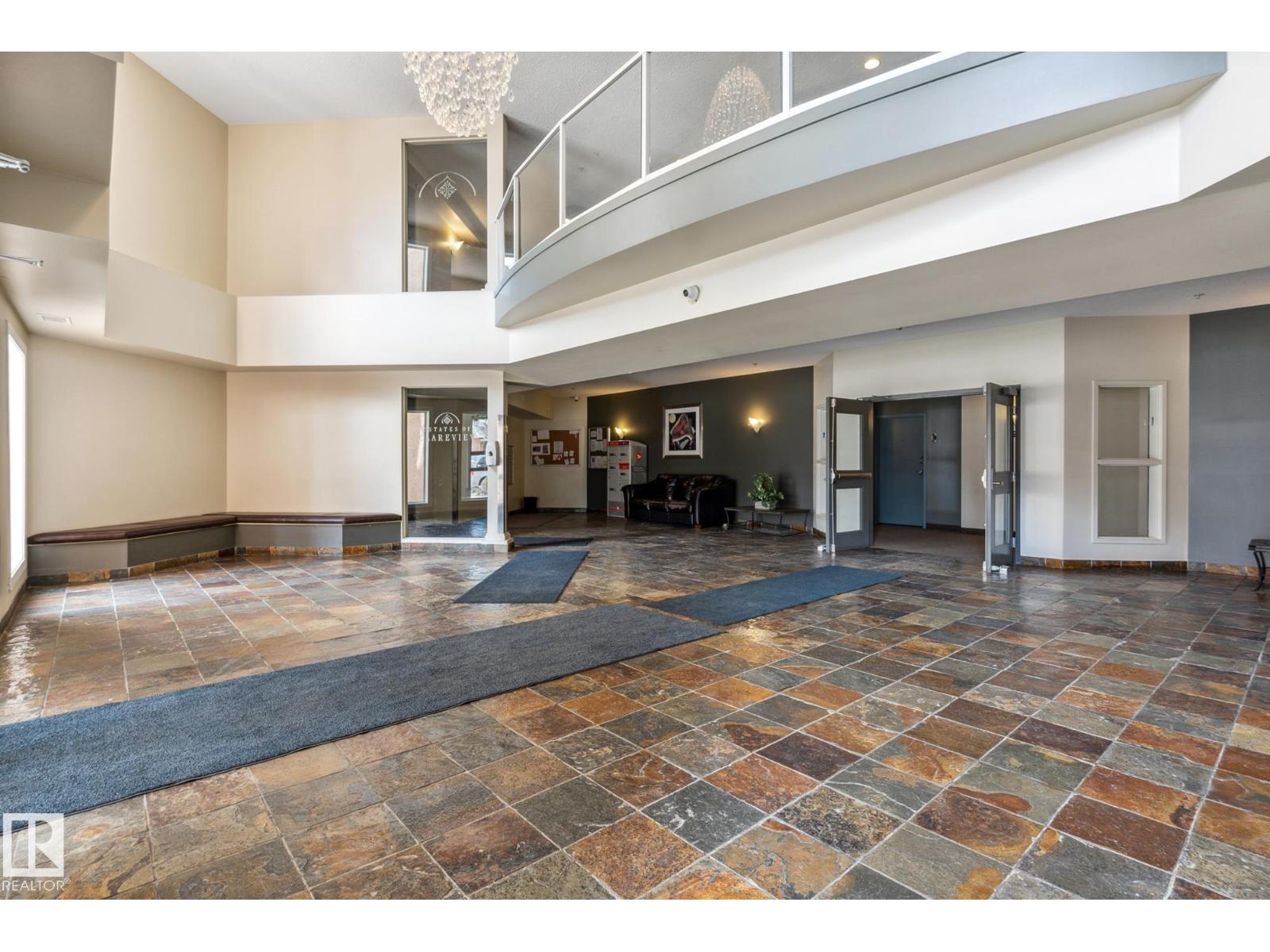 #223 4312 139 Av Nw, Edmonton, Alberta  T5Y 3J4 - Photo 2 - E4454706