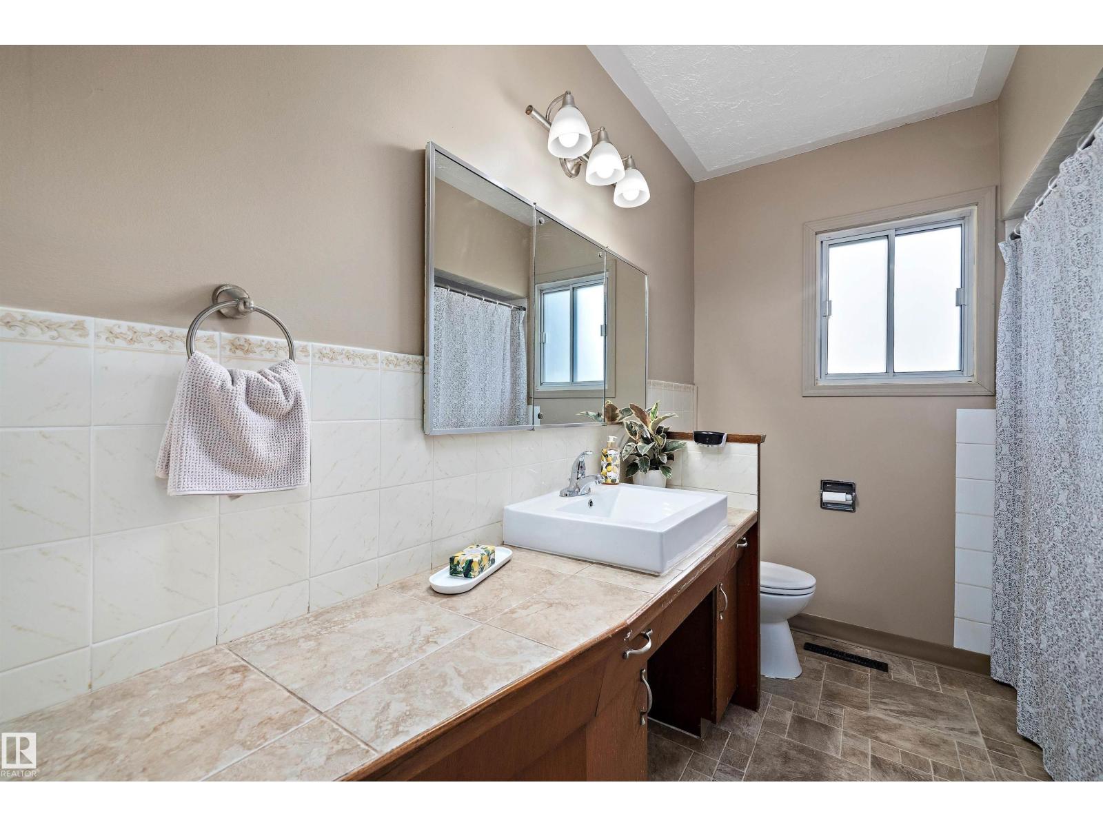 11307 / 11309 127 St Nw, Edmonton, Alberta  T5M 0T9 - Photo 25 - E4454715