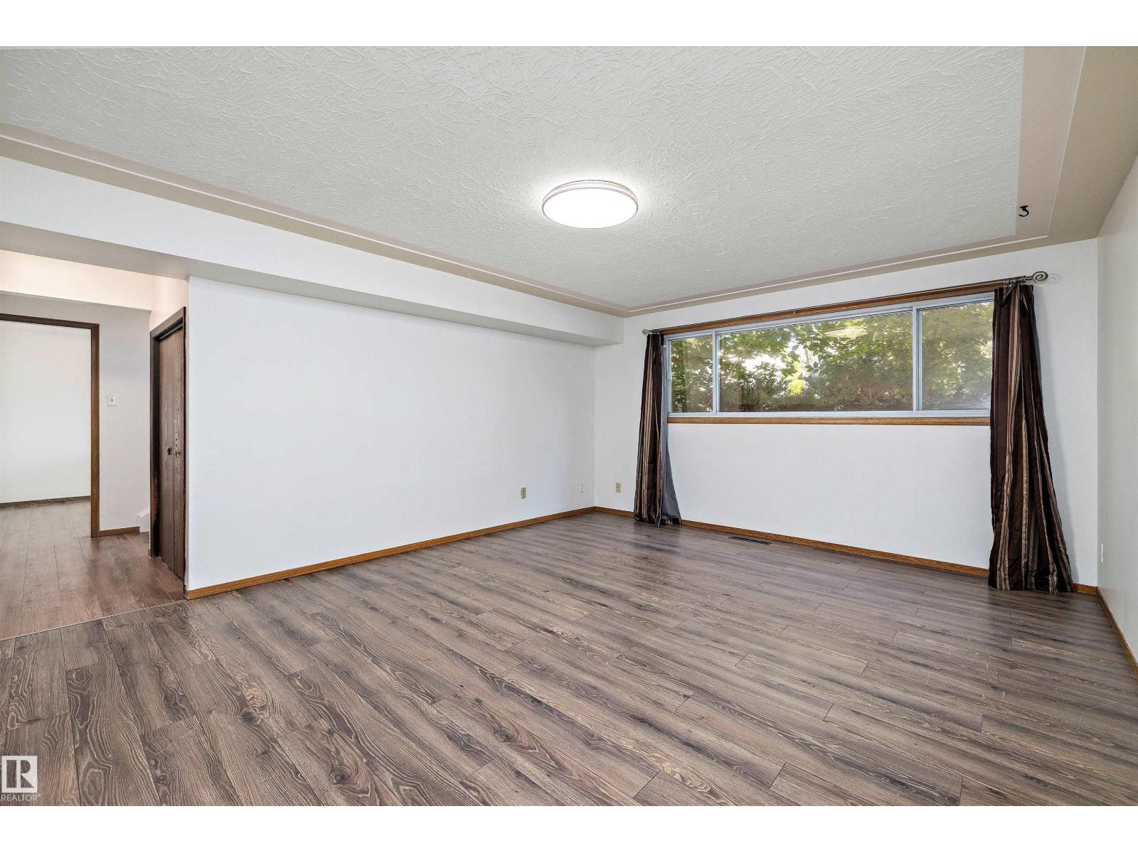 11307 / 11309 127 St Nw, Edmonton, Alberta  T5M 0T9 - Photo 32 - E4454715