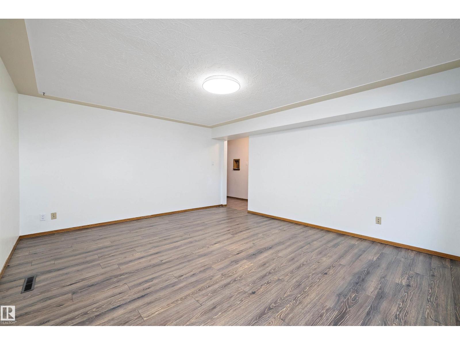 11307 / 11309 127 St Nw, Edmonton, Alberta  T5M 0T9 - Photo 33 - E4454715