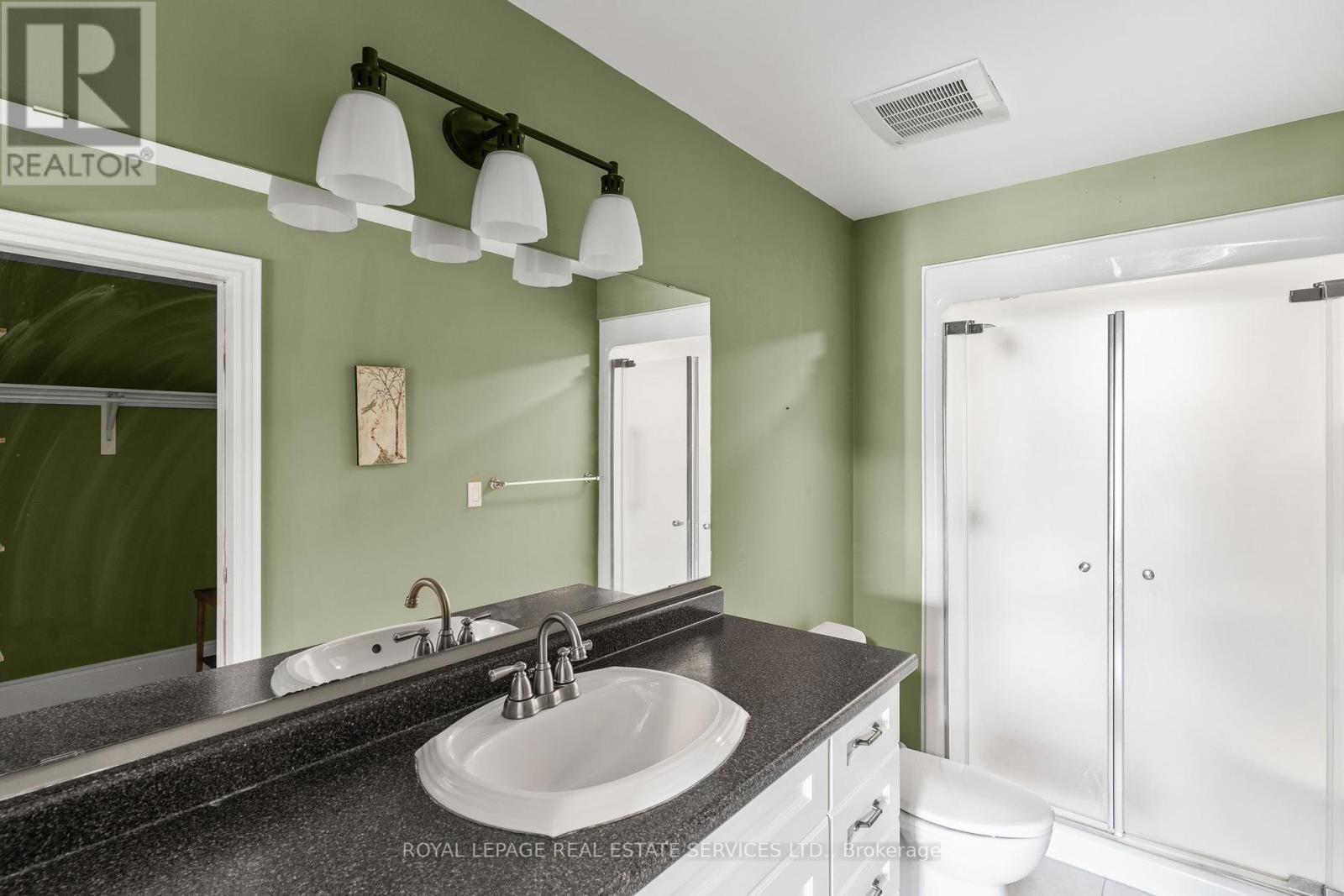 106 - 1 Park Street, Dysart Et Al (Dysart), Ontario  K0M 1S0 - Photo 14 - X12364450