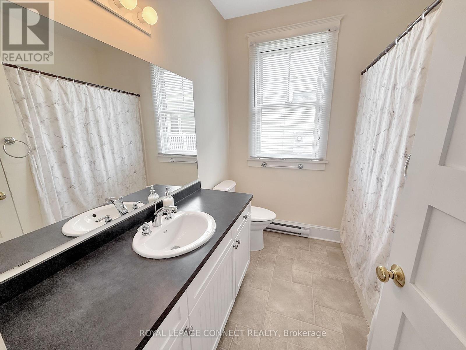 27 - 13 Butternut Lane, Prince Edward County, Ontario  K0K 1P0 - Photo 15 - X12364465