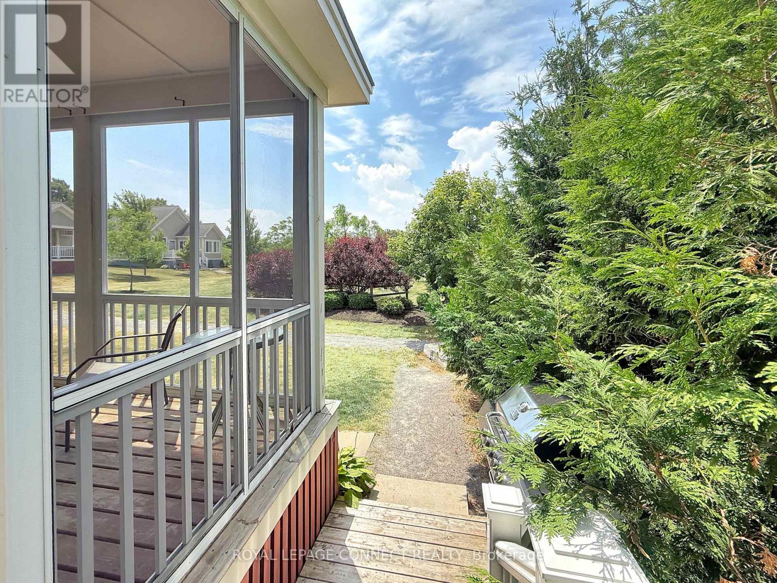 27 - 13 Butternut Lane, Prince Edward County, Ontario  K0K 1P0 - Photo 17 - X12364465