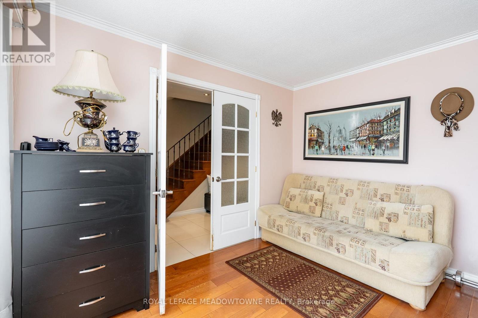 Property at 1559 NORTHMOUNT AVENUE image 5