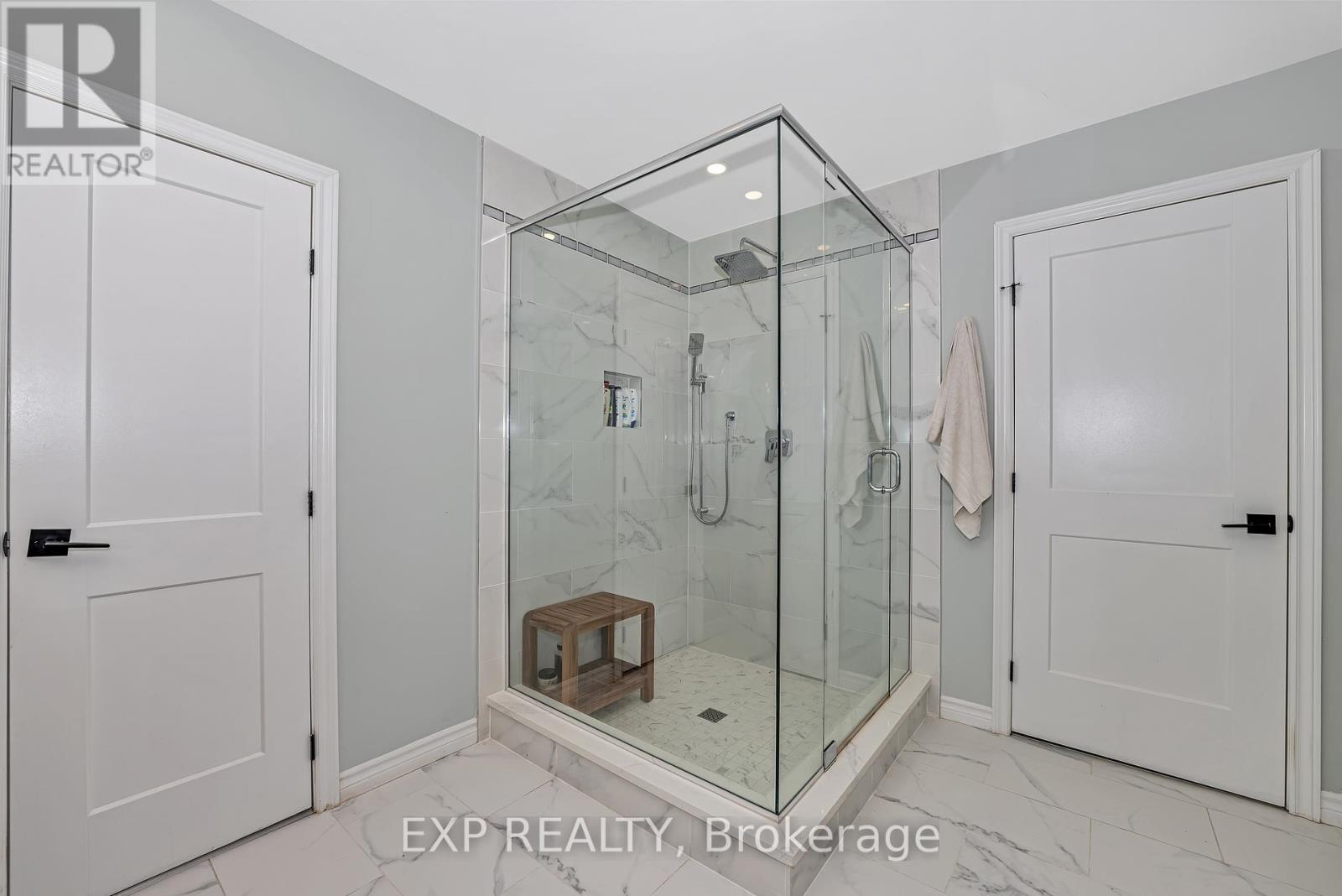 936 Blythdale Road, Ottawa, Ontario  K2A 3N6 - Photo 16 - X12355086