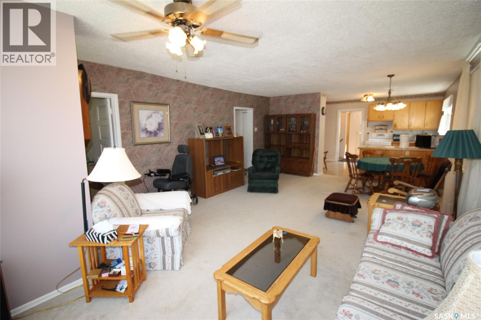 614 Front Street, Eastend, Saskatchewan  S0N 0T0 - Photo 12 - SK016649