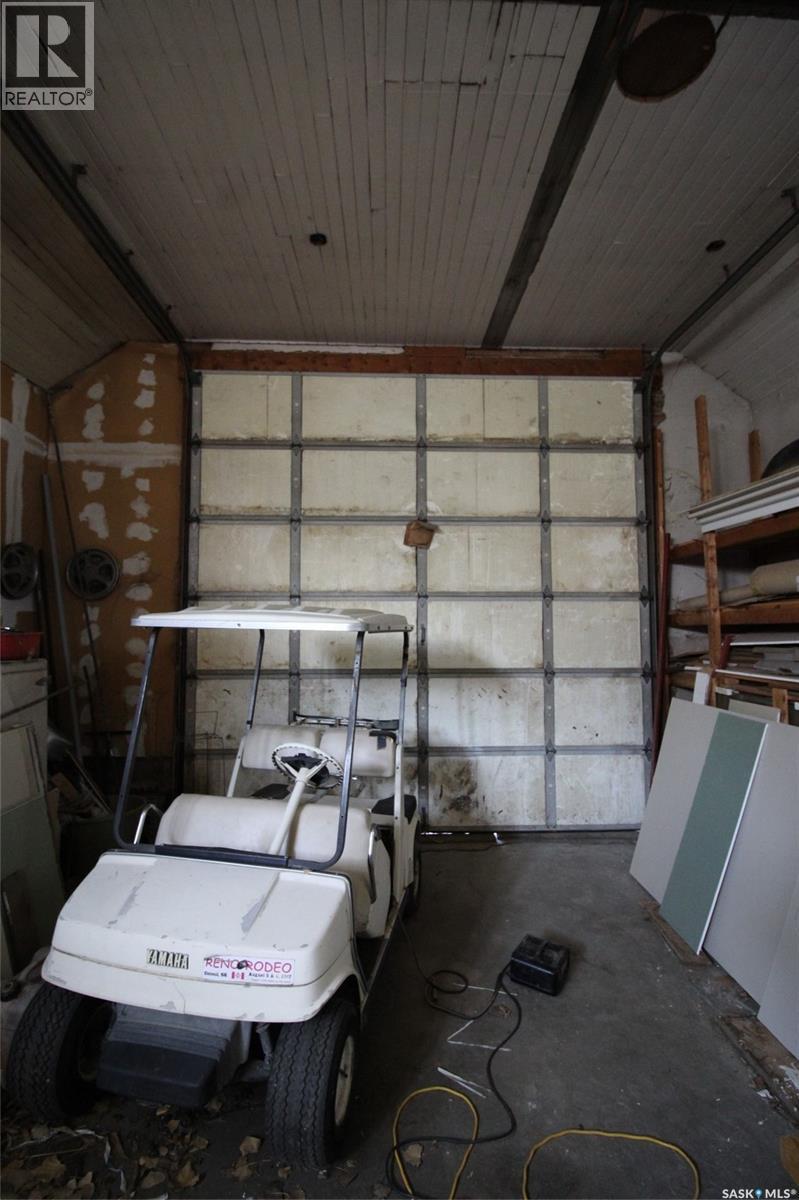 614 Front Street, Eastend, Saskatchewan  S0N 0T0 - Photo 43 - SK016649