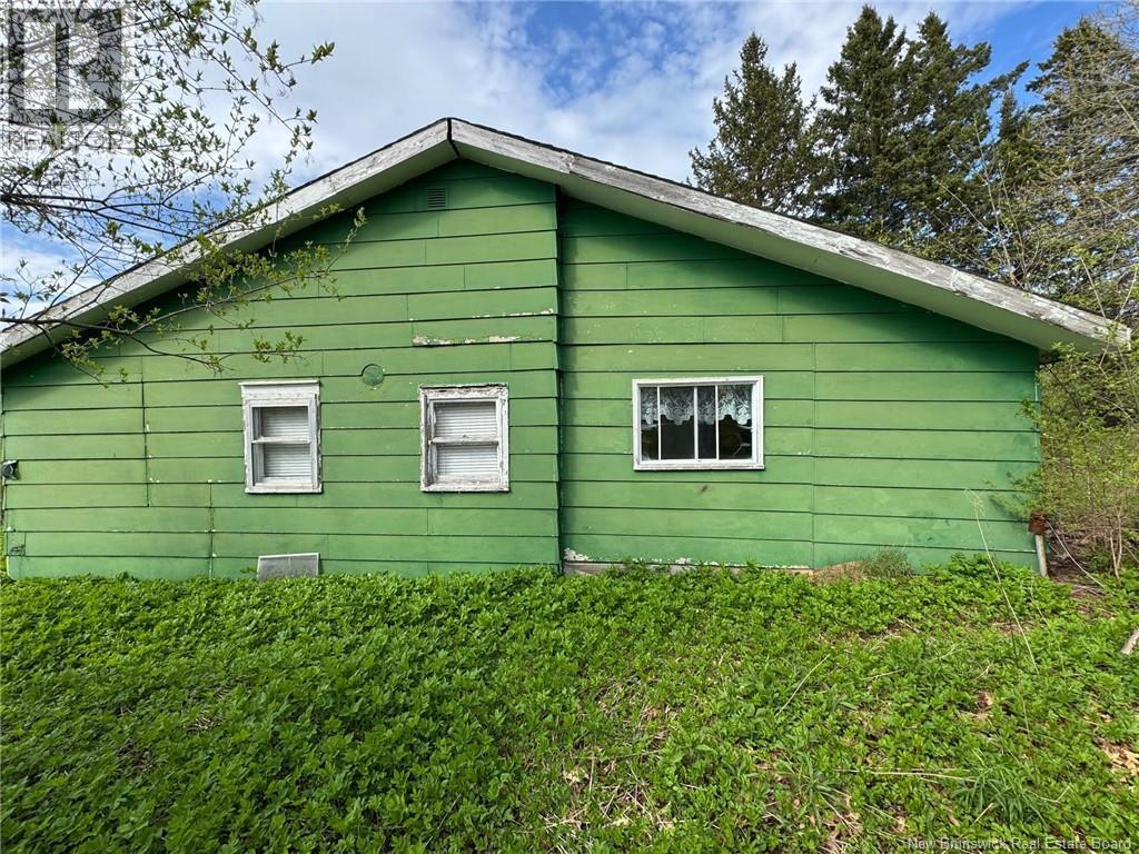 1289 Scenic Narrows Boulevard, Cambridge-Narrows, New Brunswick  E4C 2N5 - Photo 2 - NB124944