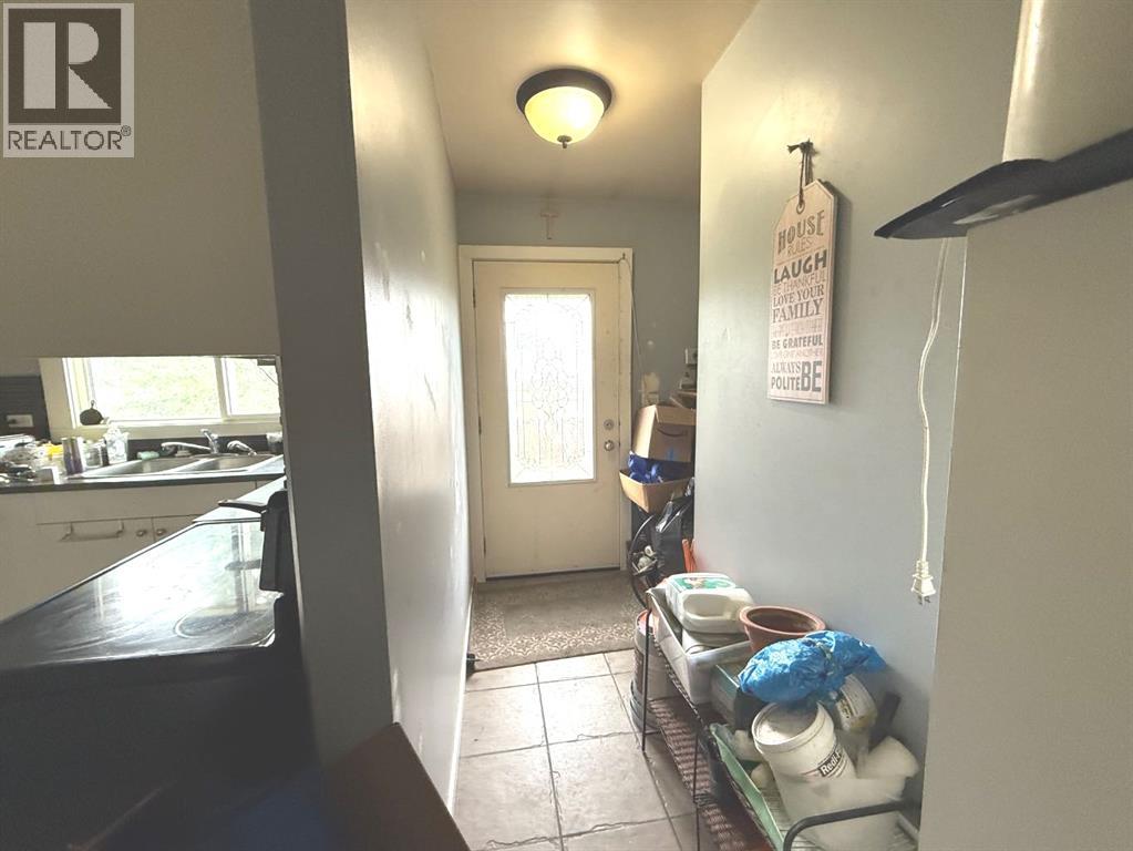4813 50 Street, Clive, Alberta  T0C 0Y0 - Photo 8 - A2249385