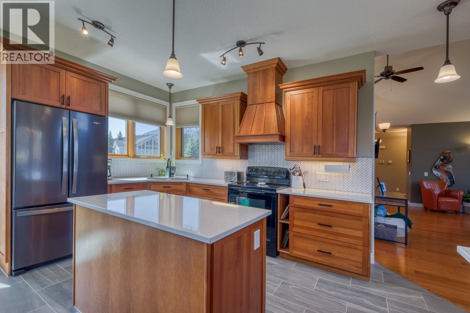 4453 Cedar Bay, Fairmont Hot Springs, British Columbia  V0B 1L2 - Photo 12 - 10345187