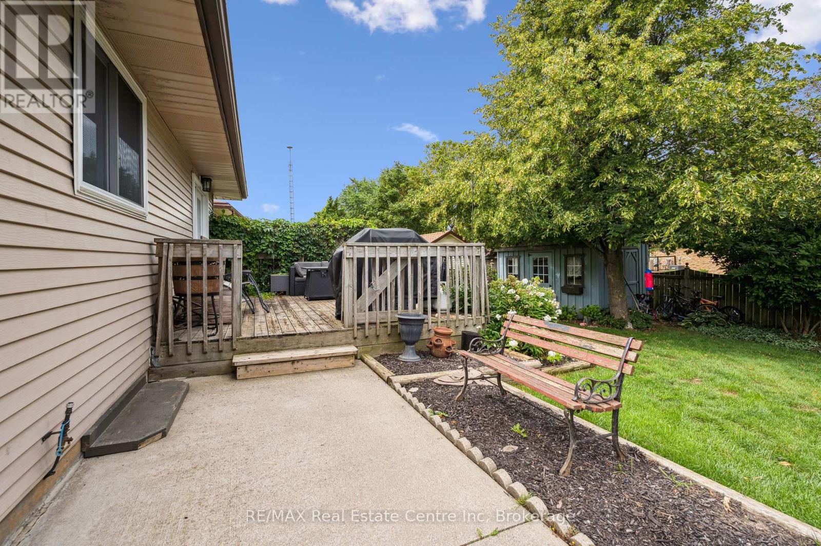 7 Eastview Drive, Wellington North, Ontario  N0G 1A0 - Photo 30 - X12364354