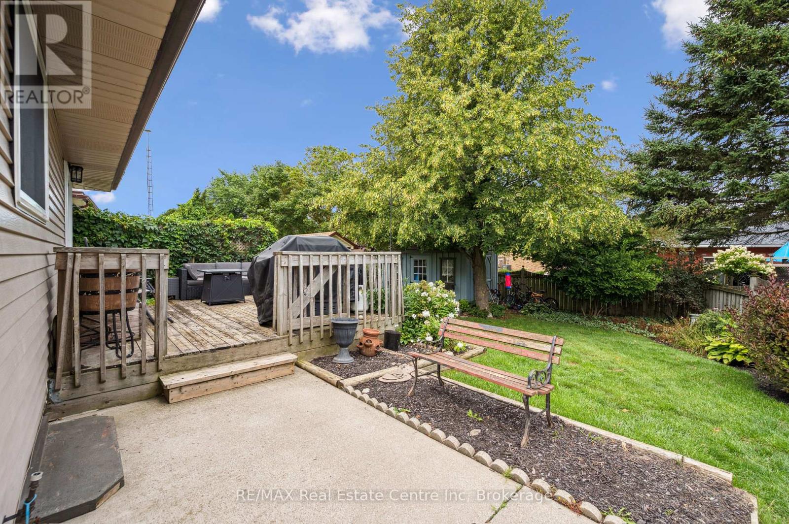 7 Eastview Drive, Wellington North, Ontario  N0G 1A0 - Photo 34 - X12364354