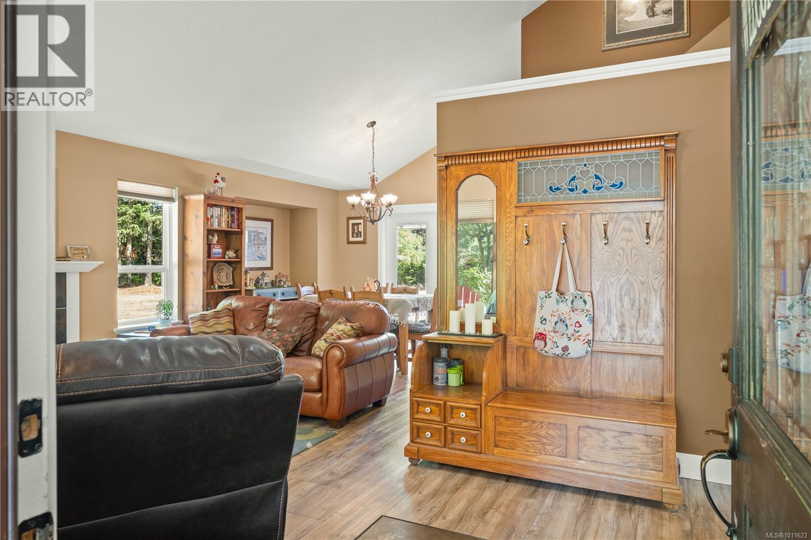 Property at 2100 Cedar Rd image 5
