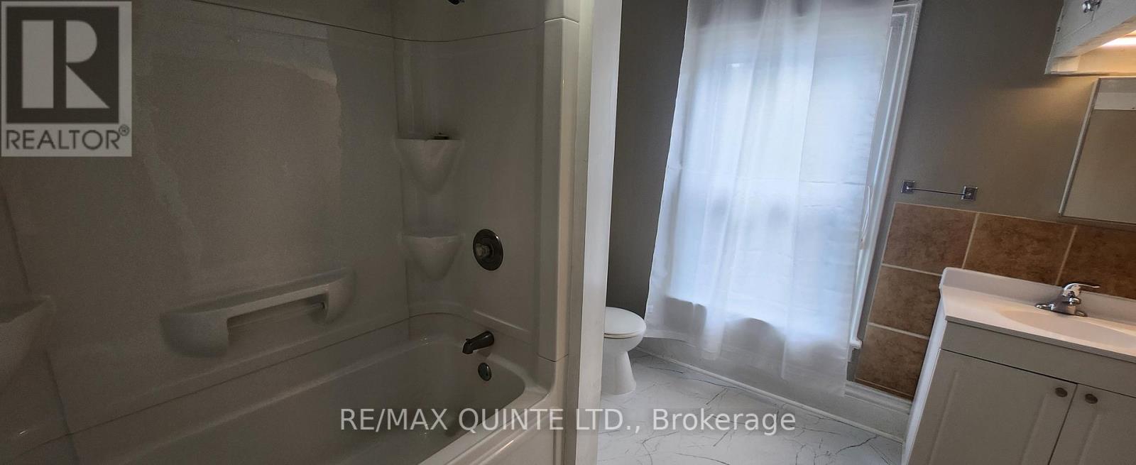 6 Brassey Street, Belleville, Ontario  K8N 2R3 - Photo 13 - X12364644