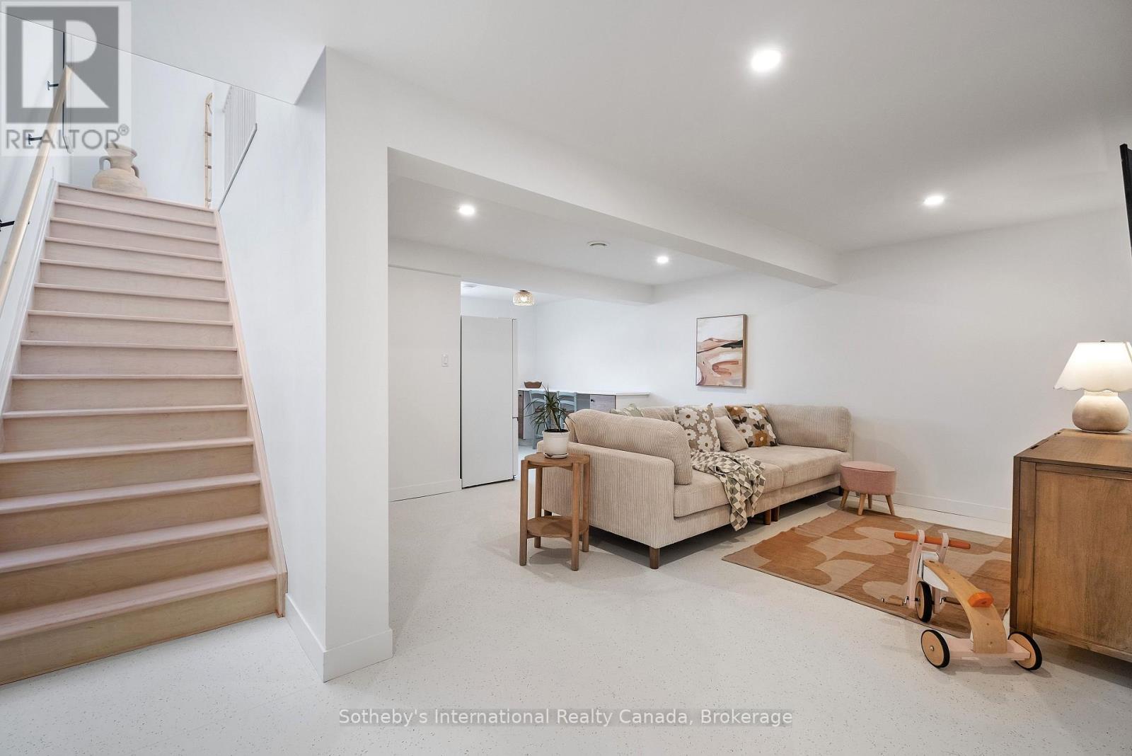 24 William Street W, Tillsonburg, Ontario  N4G 1L8 - Photo 31 - X12364670