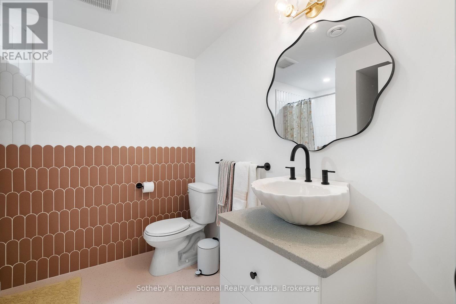 24 William Street W, Tillsonburg, Ontario  N4G 1L8 - Photo 34 - X12364670