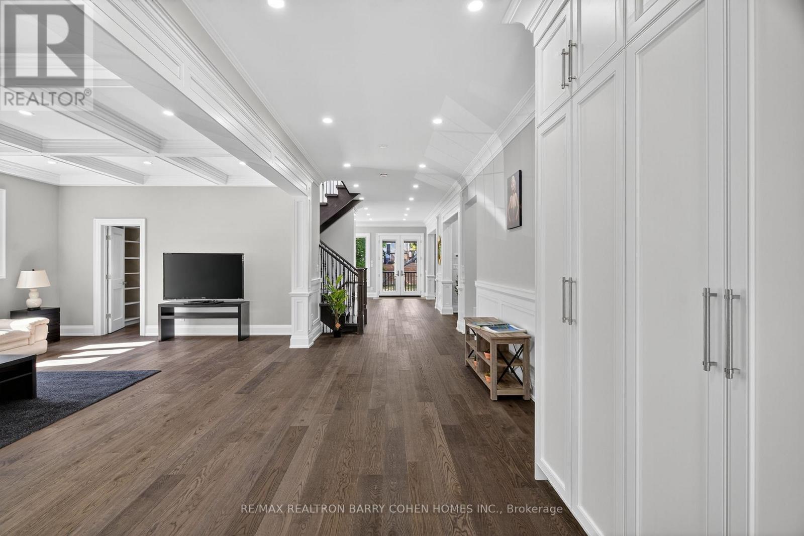 64 Empress Avenue, Toronto, Ontario  M2N 3T4 - Photo 9 - C12364602