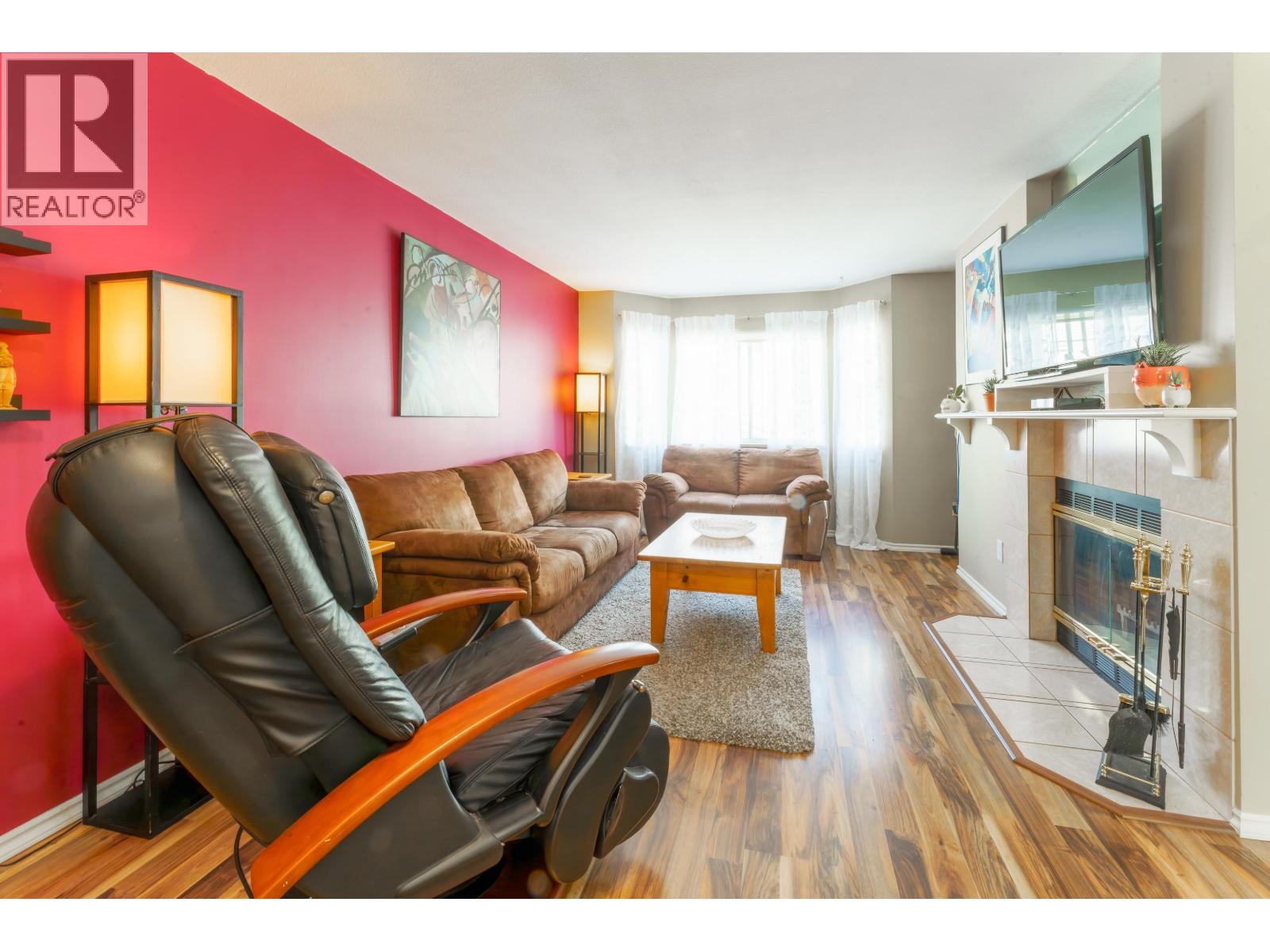 11 2352 Pitt River Road, Port Coquitlam, British Columbia  V3C 5Y2 - Photo 2 - R3040471