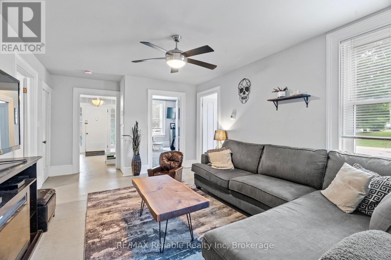 46 James Street, Huron East, Ontario  N0K 1W0 - Photo 12 - X12364682