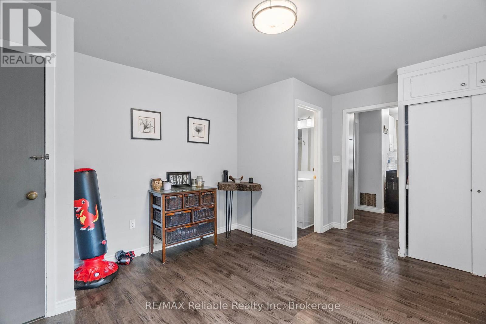 46 James Street, Huron East, Ontario  N0K 1W0 - Photo 21 - X12364682