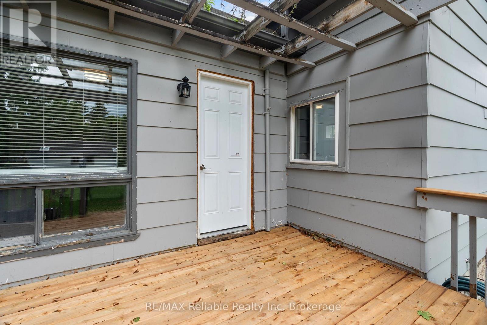 46 James Street, Huron East, Ontario  N0K 1W0 - Photo 27 - X12364682