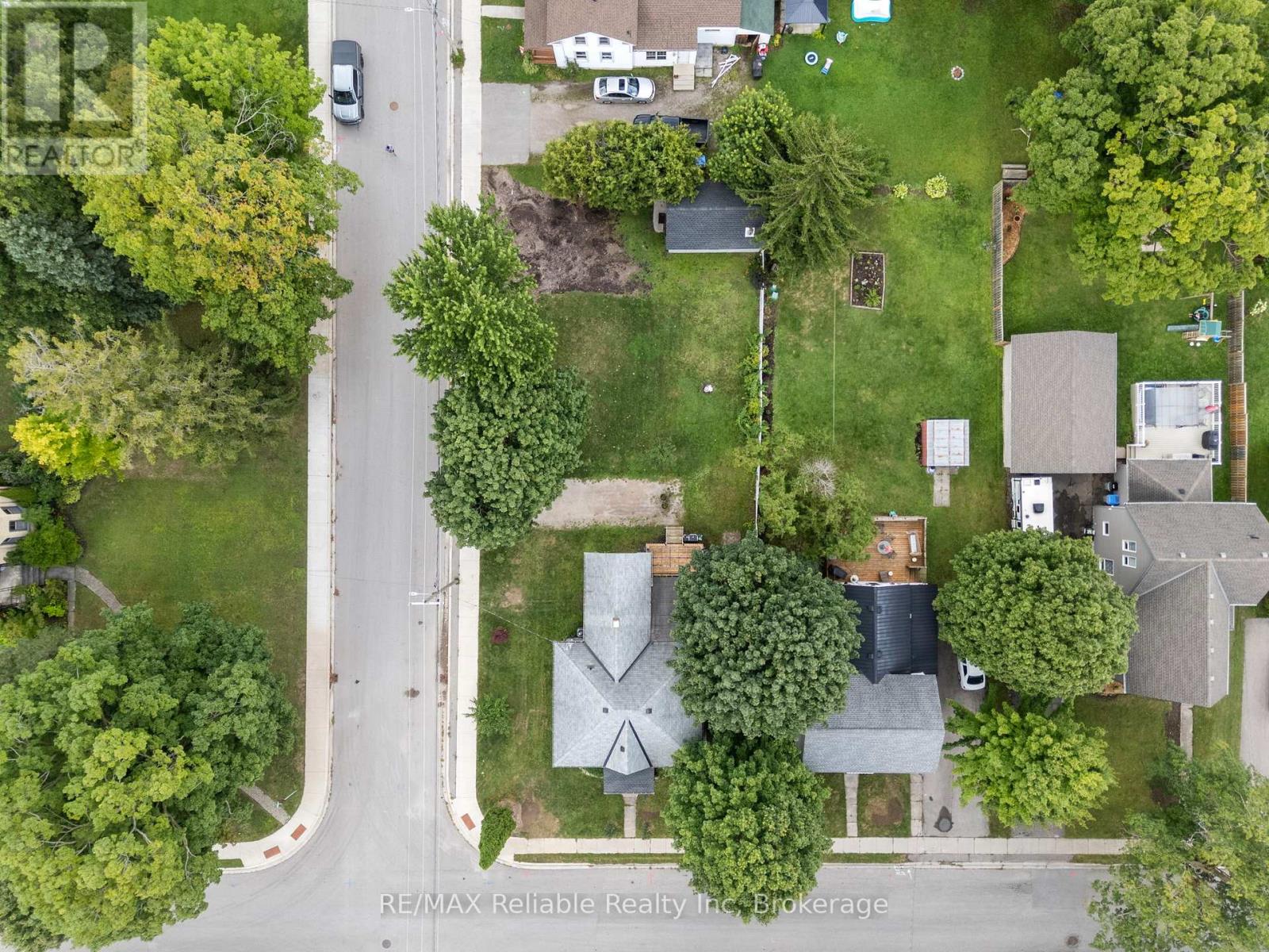 46 James Street, Huron East, Ontario  N0K 1W0 - Photo 30 - X12364682
