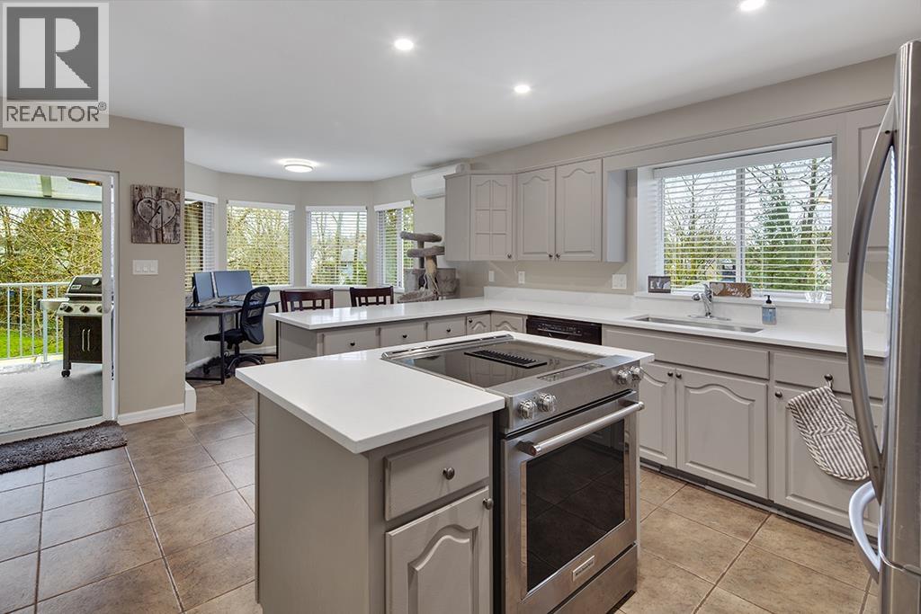 23368 124 Avenue, Maple Ridge, British Columbia  V2X 4K4 - Photo 11 - R3040482