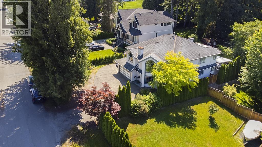 23368 124 Avenue, Maple Ridge, British Columbia  V2X 4K4 - Photo 3 - R3040482