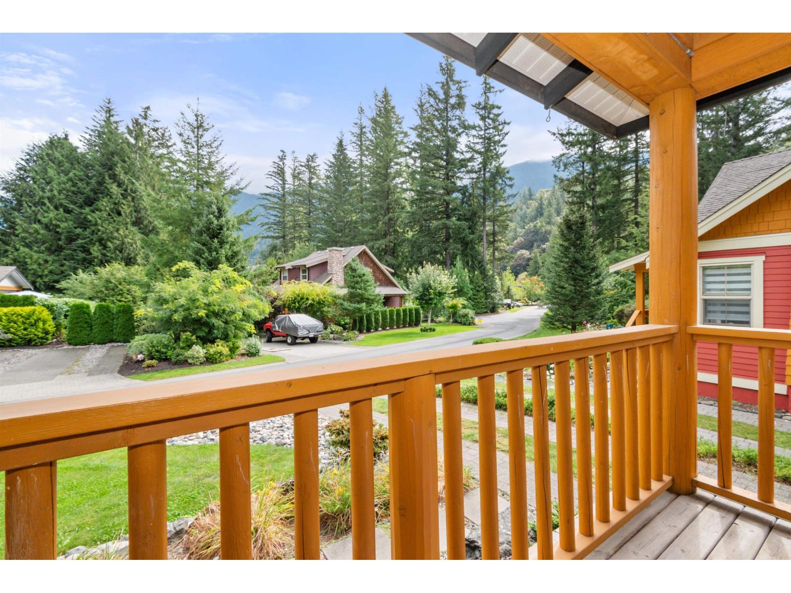 1783 Tree House Trail, Cultus Lake South, Lindell Beach, British Columbia  V2R 0E1 - Photo 3 - R3040488