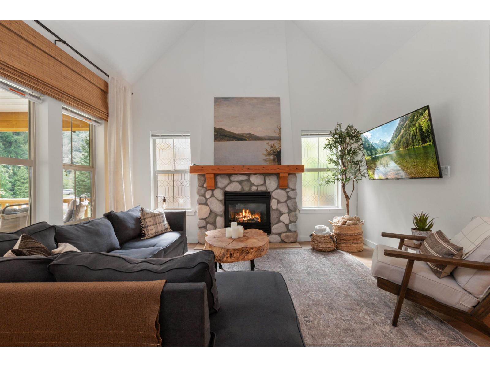 1783 Tree House Trail, Cultus Lake South, Lindell Beach, British Columbia  V2R 0E1 - Photo 6 - R3040488
