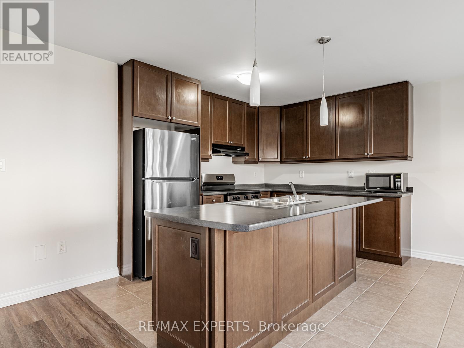 9 Mooney Trail, New Tecumseth, Ontario  L9R 0J4 - Photo 20 - N12364609