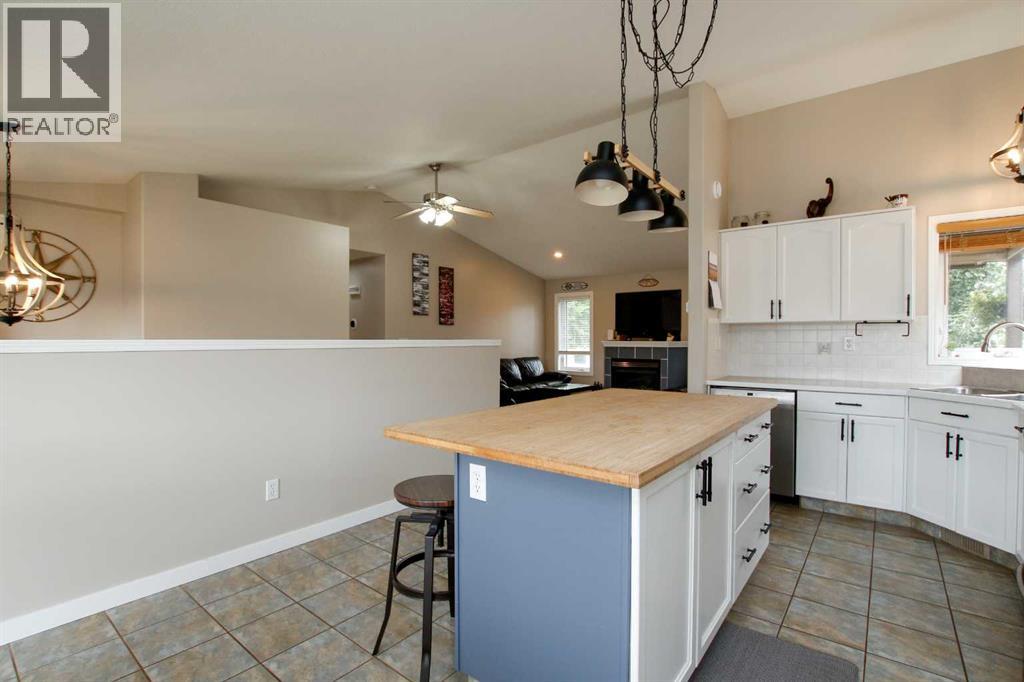 107 Ackerman Crescent, Red Deer, Alberta  T4R 3B3 - Photo 10 - A2249048