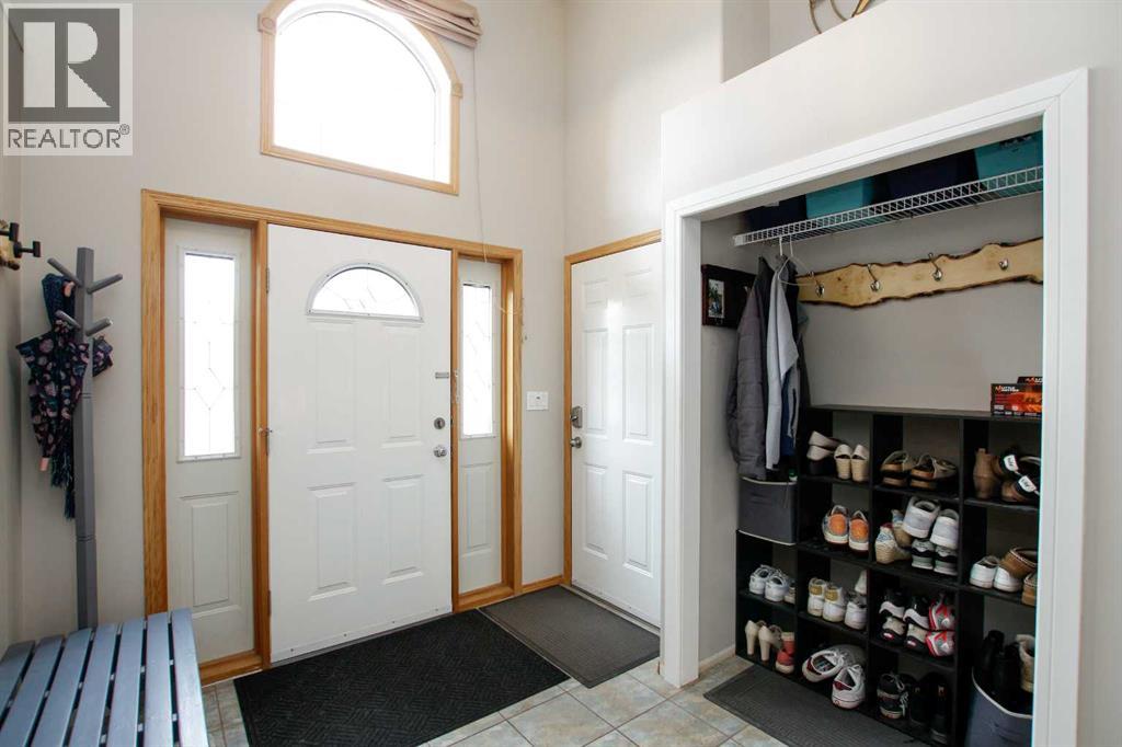 107 Ackerman Crescent, Red Deer, Alberta  T4R 3B3 - Photo 3 - A2249048