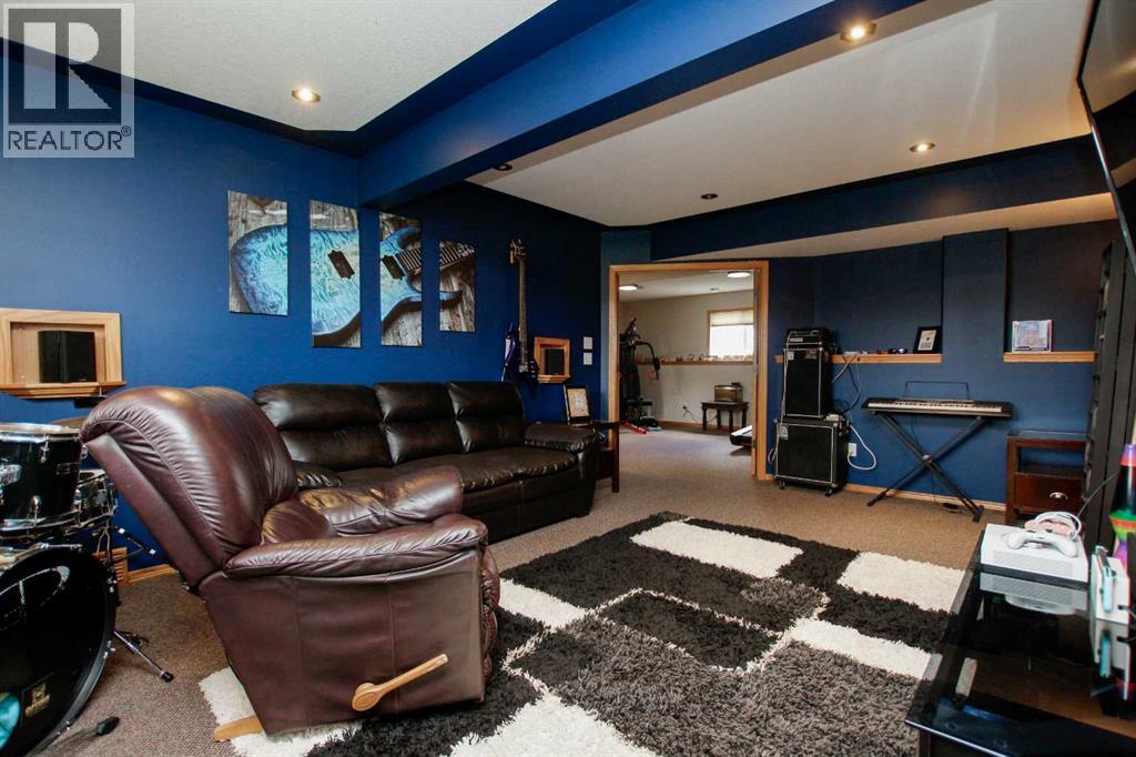 107 Ackerman Crescent, Red Deer, Alberta  T4R 3B3 - Photo 30 - A2249048
