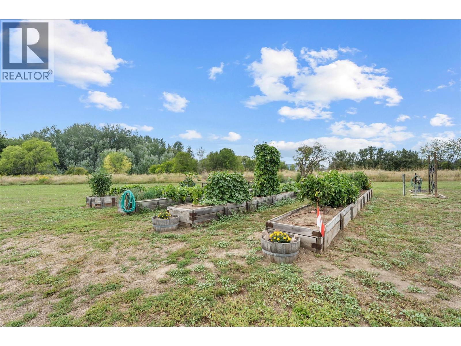 3550 Benvoulin Road, Kelowna, British Columbia  V1W 4M6 - Photo 43 - 10360280