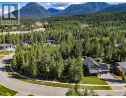 1520 Quartz Crescent, golden, British Columbia