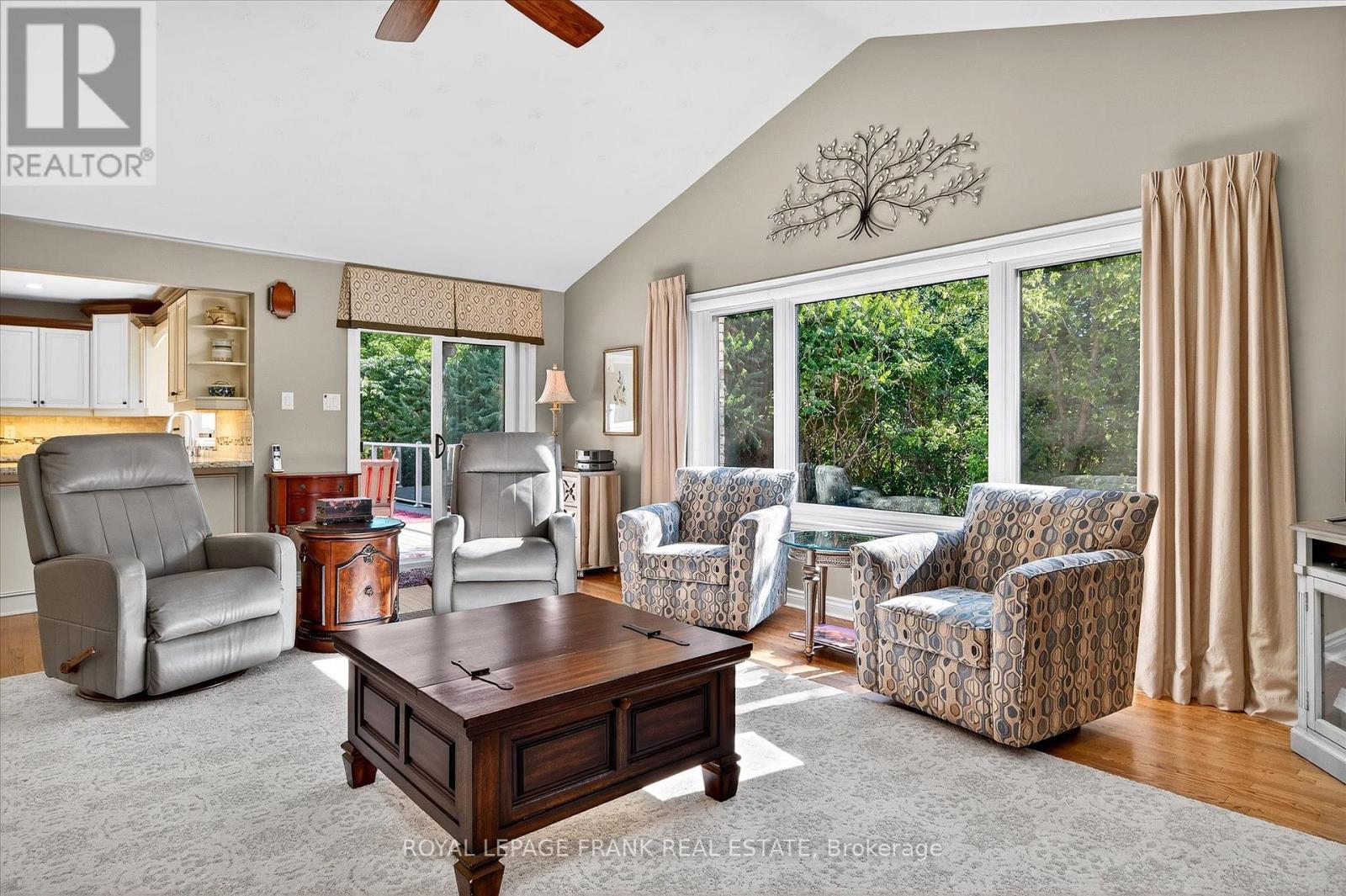 1162 Summit Drive, Peterborough (Otonabee Ward 1), Ontario  K9J 8A7 - Photo 16 - X12362946