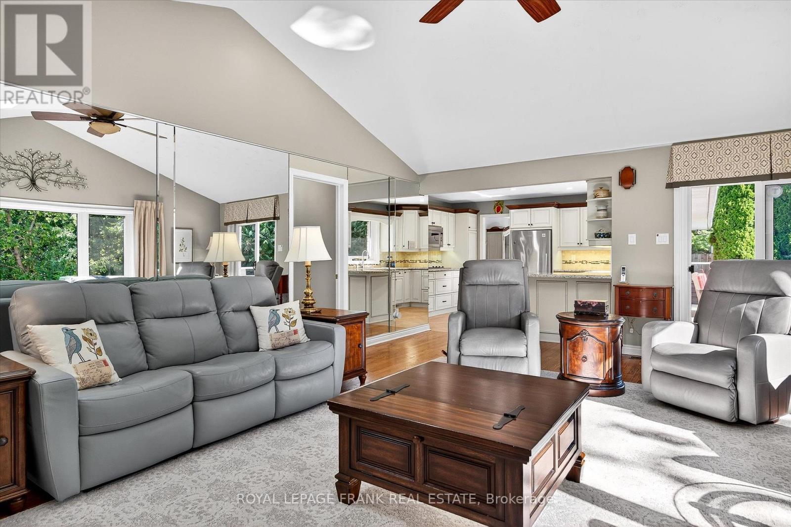 1162 Summit Drive, Peterborough (Otonabee Ward 1), Ontario  K9J 8A7 - Photo 14 - X12362946