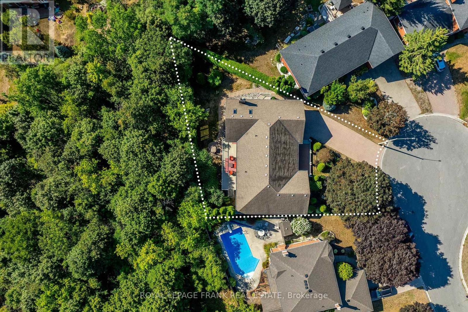 1162 Summit Drive, Peterborough (Otonabee Ward 1), Ontario  K9J 8A7 - Photo 3 - X12362946