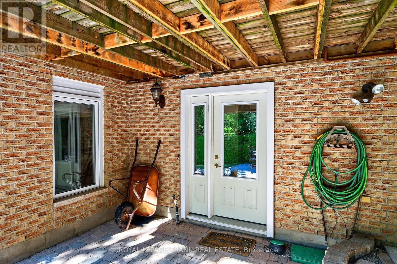 1162 Summit Drive, Peterborough (Otonabee Ward 1), Ontario  K9J 8A7 - Photo 47 - X12362946