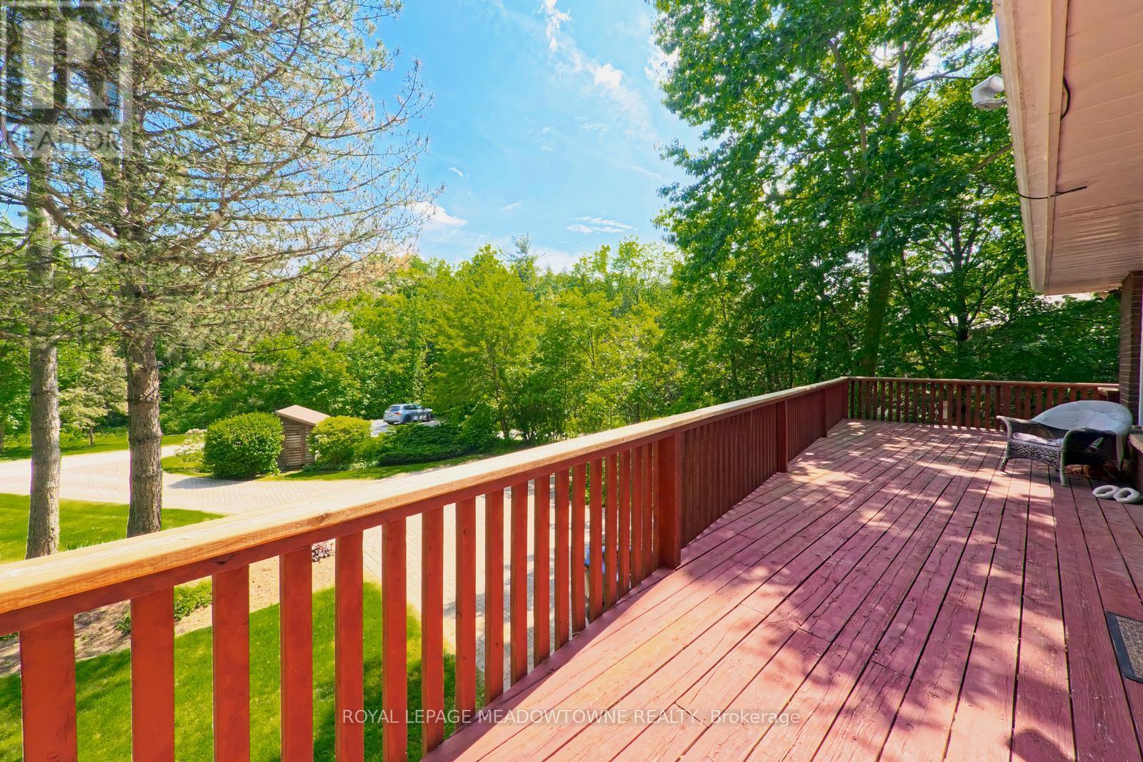 4 Ann Street, Halton Hills, Ontario  L7G 2V2 - Photo 35 - W12364570