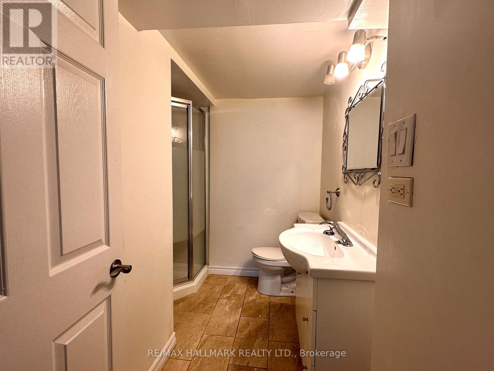 1198 Ingledene Drive, Oakville, Ontario  L6H 2H9 - Photo 24 - W12364578