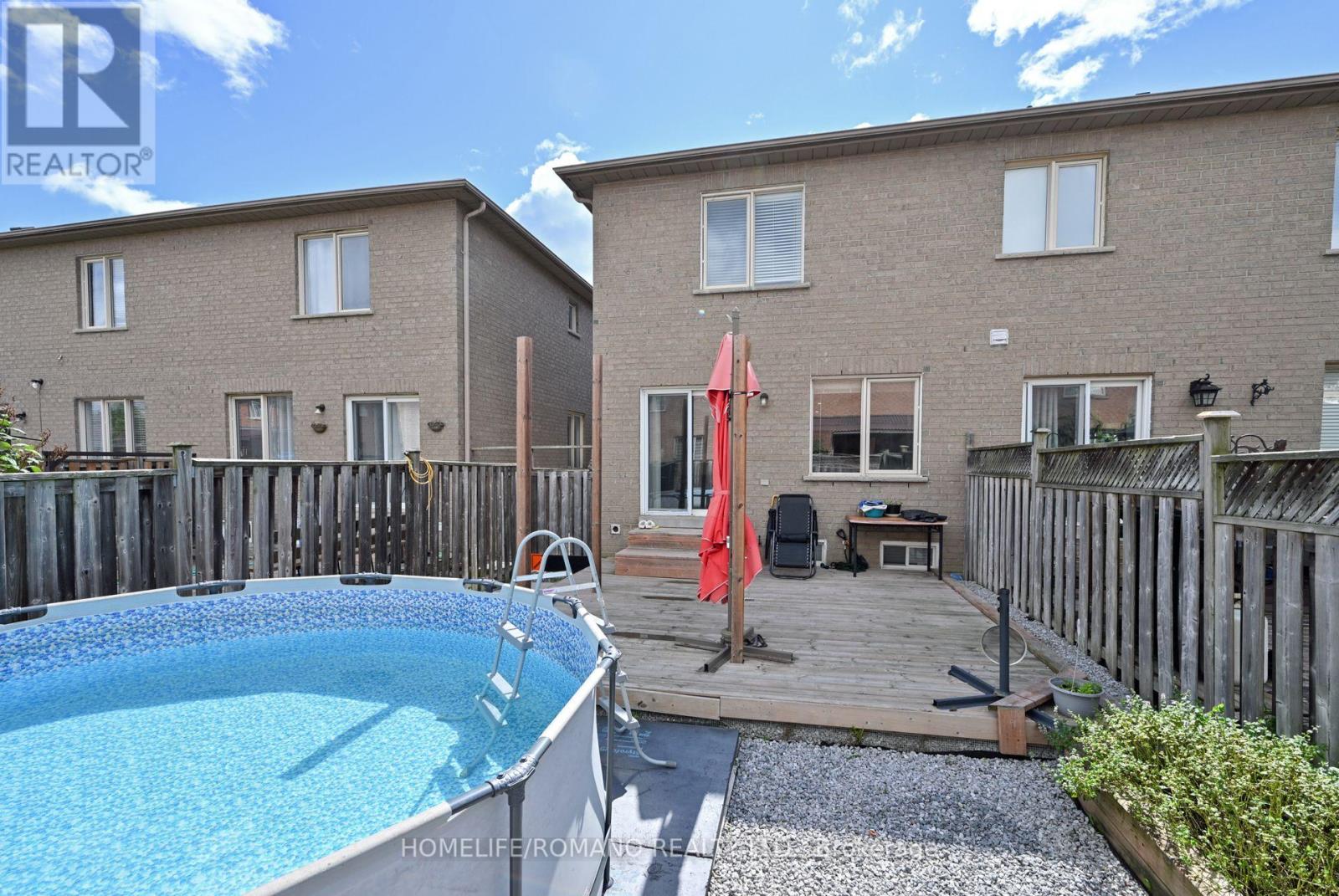 132 Earth Star Trail Ne, Brampton, Ontario  L6R 2N8 - Photo 24 - W12364601