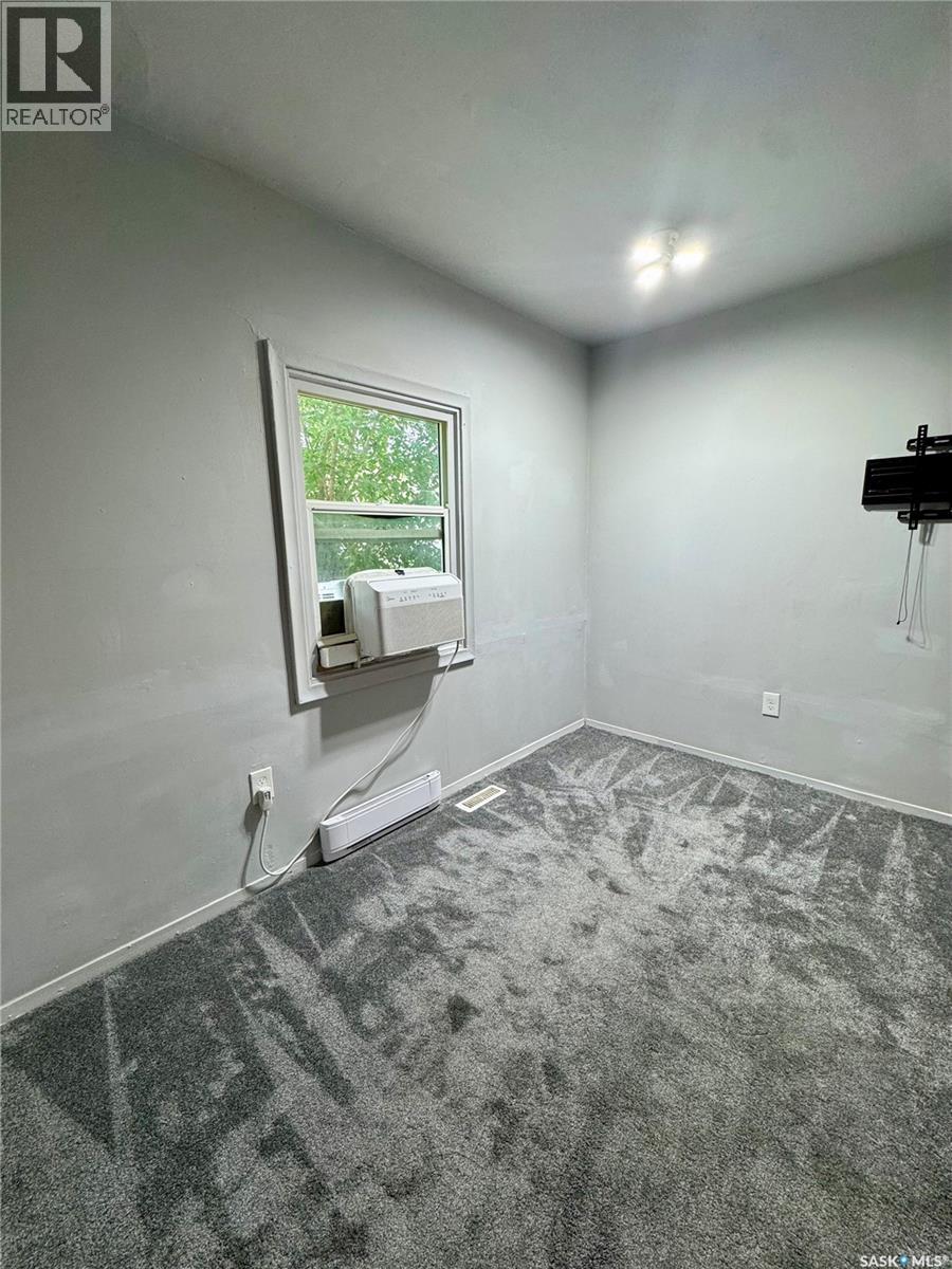 741 Rae Street, Regina, Saskatchewan  S4T 2B1 - Photo 8 - SK016444