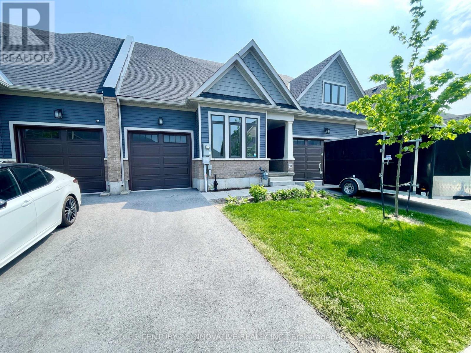 44 - 4311 Mann Street, Niagara Falls, Ontario  L2G 0A4 - Photo 2 - X12364521