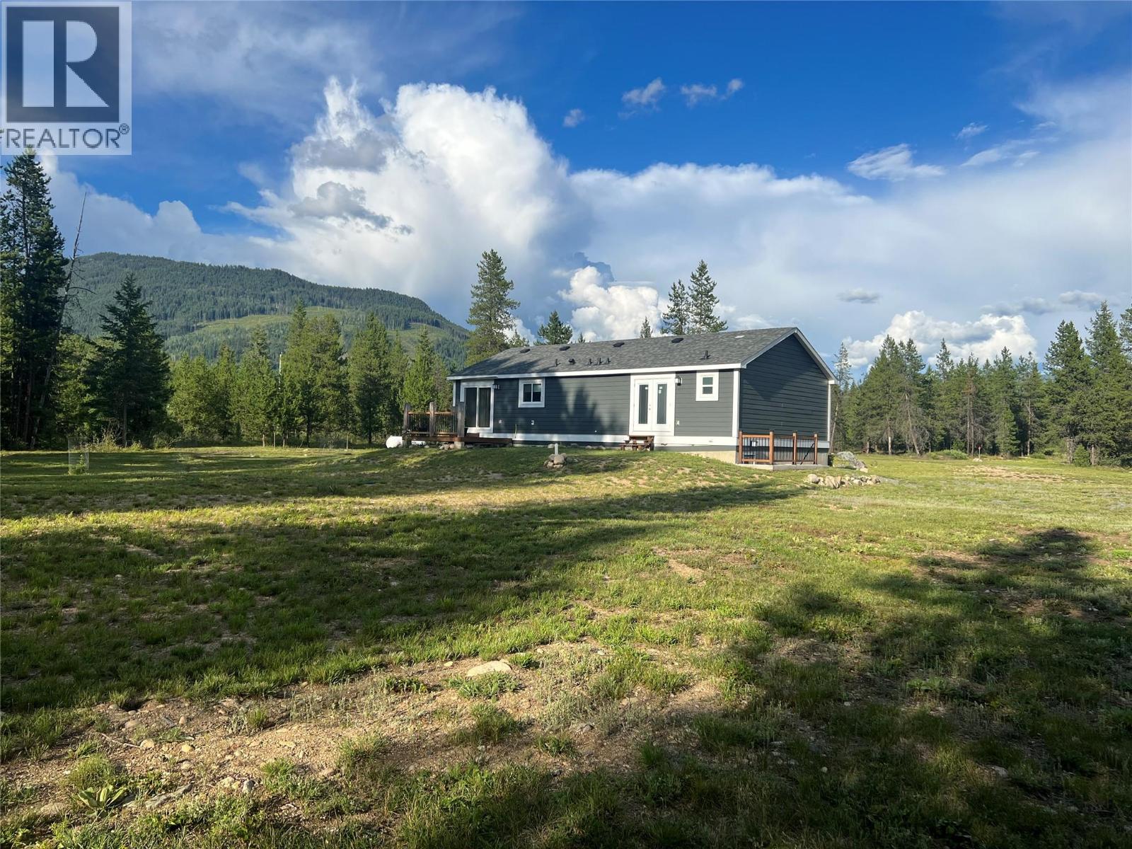 3090 Buffalo Springs Road, Barriere, British Columbia  V0E 1E0 - Photo 4 - 10348191