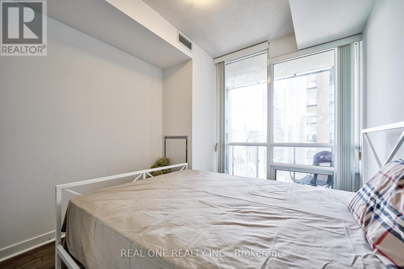 3106 - 295 Adelaide Street W, Toronto, Ontario  M5V 0L4 - Photo 27 - C12364675