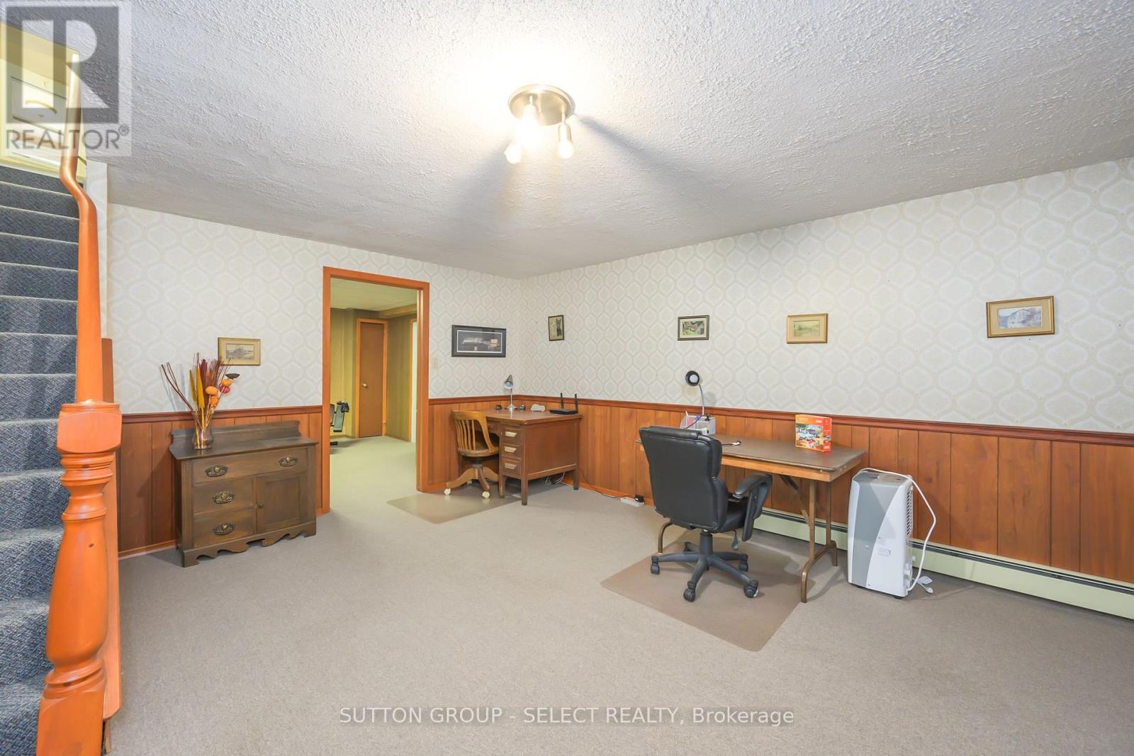 23605 Coldstream Road, Middlesex Centre, Ontario  N0L 1R0 - Photo 28 - X12364794