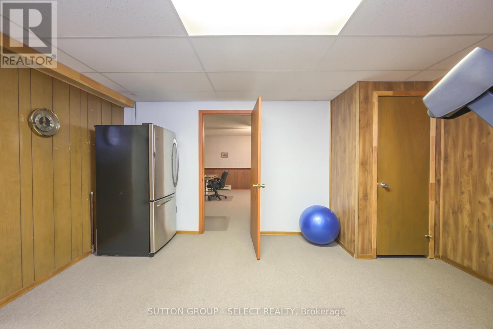 23605 Coldstream Road, Middlesex Centre, Ontario  N0L 1R0 - Photo 30 - X12364794