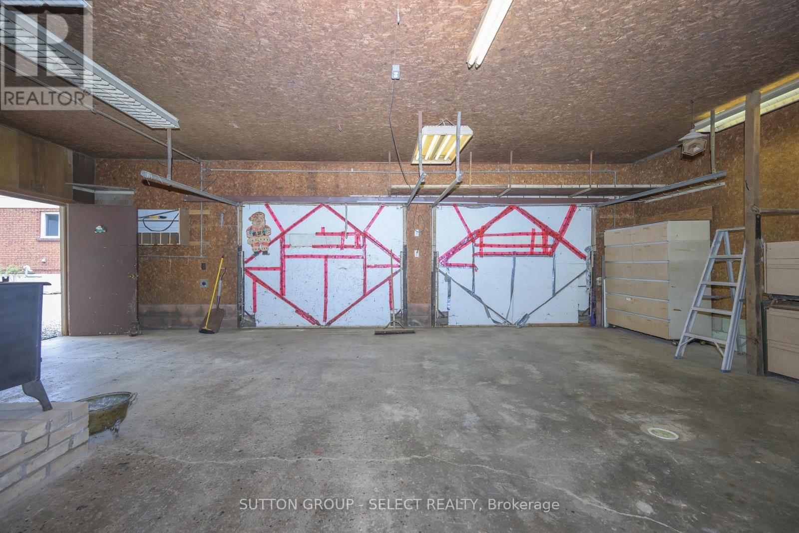 23605 Coldstream Road, Middlesex Centre, Ontario  N0L 1R0 - Photo 45 - X12364794